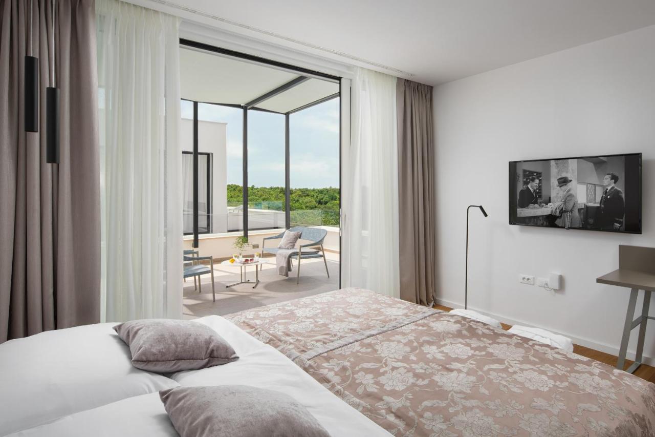באלה Design Villa Noble With Spa מראה חיצוני תמונה